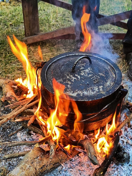 Dutch Oven open vuur buiten
